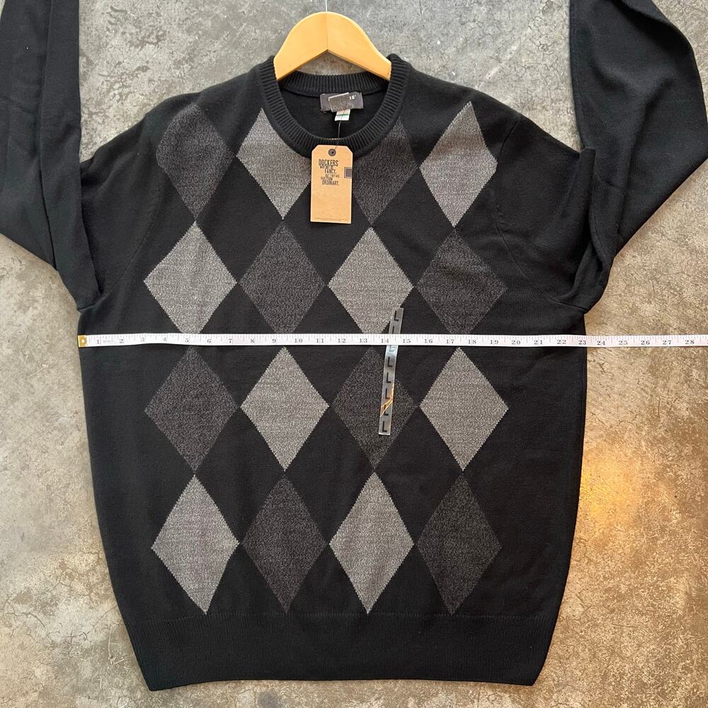 Dockers Sweater Mens Large Black Gray Argyle V-Neck Fine Gauge Soft NWT New - Picture 9 of 13